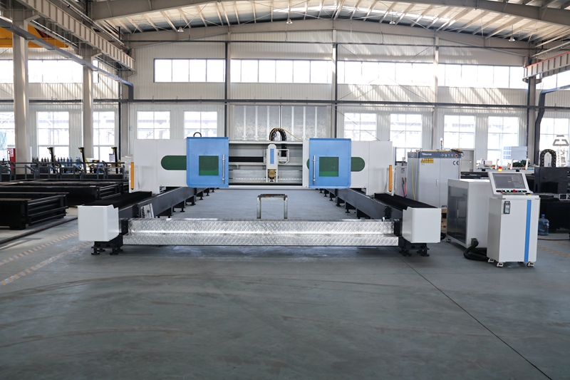 Razortek RZ3214F2 Split Model Fiber Laser Cutter