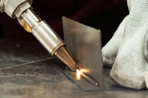 Advantages of Fiber Laser Welding Machines: Revolutionizing the Welding Industry