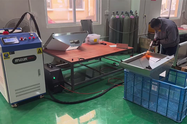 Application of Fiber Laser Technology in the Kitchen Utensils Industry